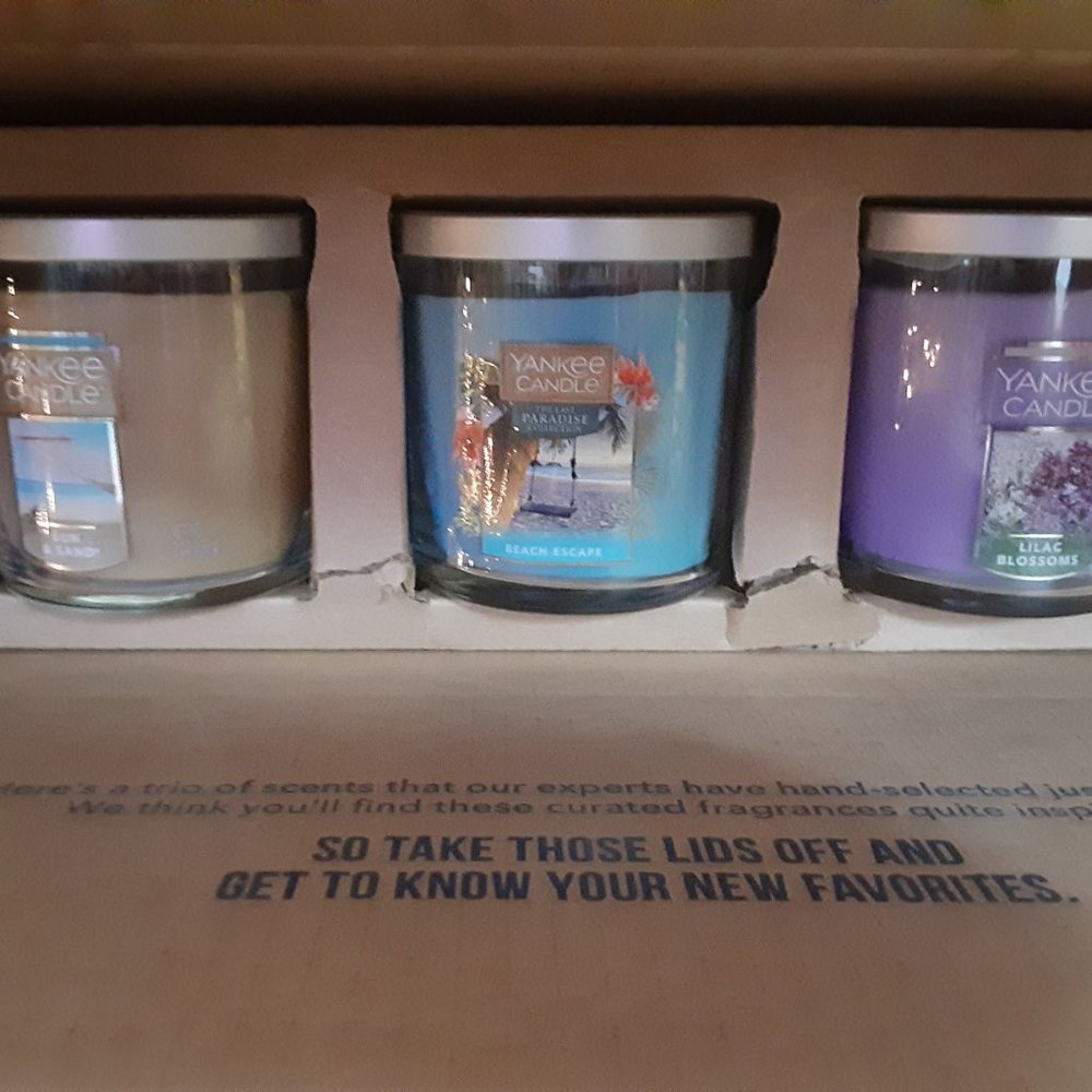 🔥YANKEE CANDLE THREE 4.3 OZ CANDLES